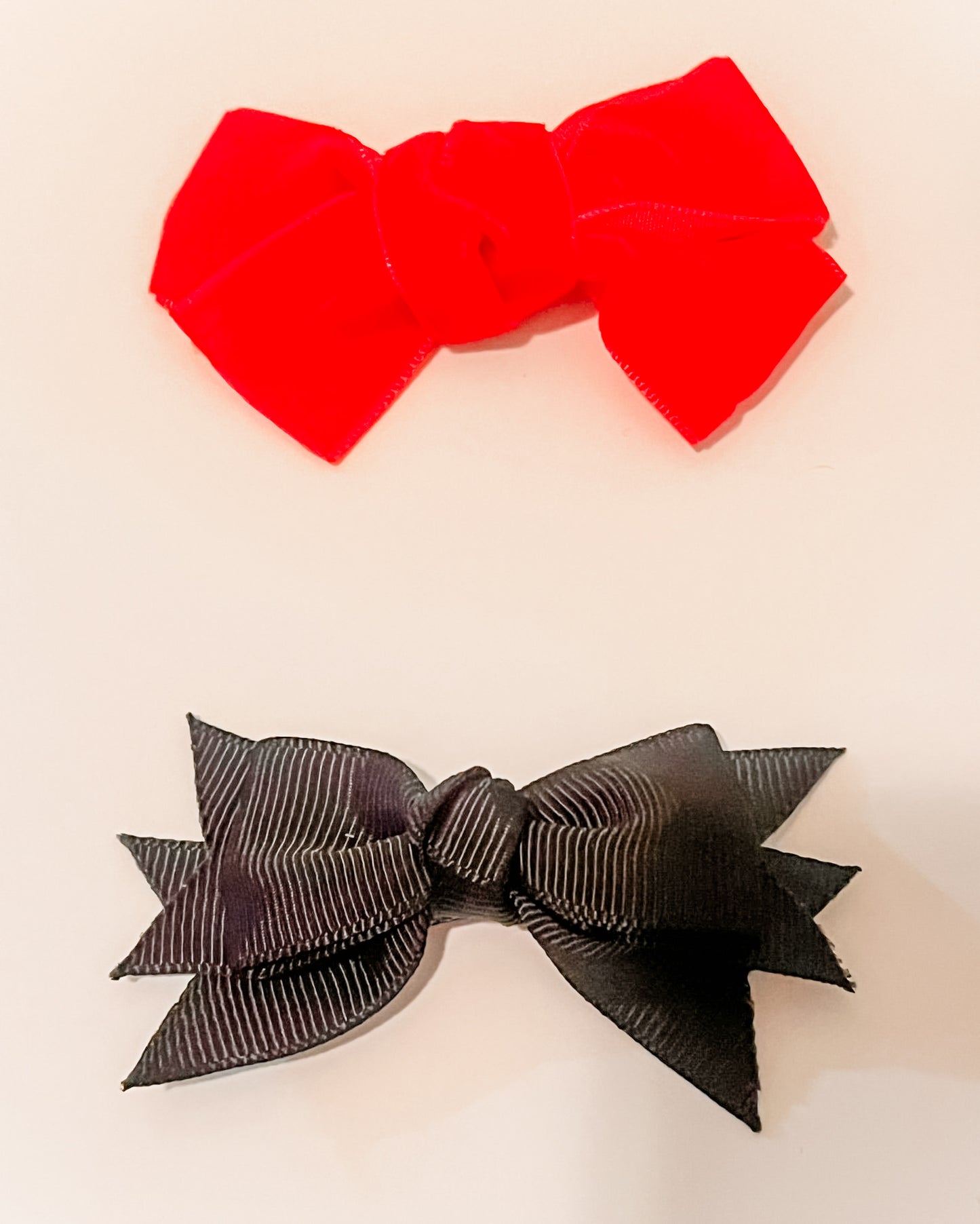 Mini Hair Bow (Choose a color)