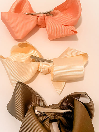 Medium Hair Bow (Choose a color)