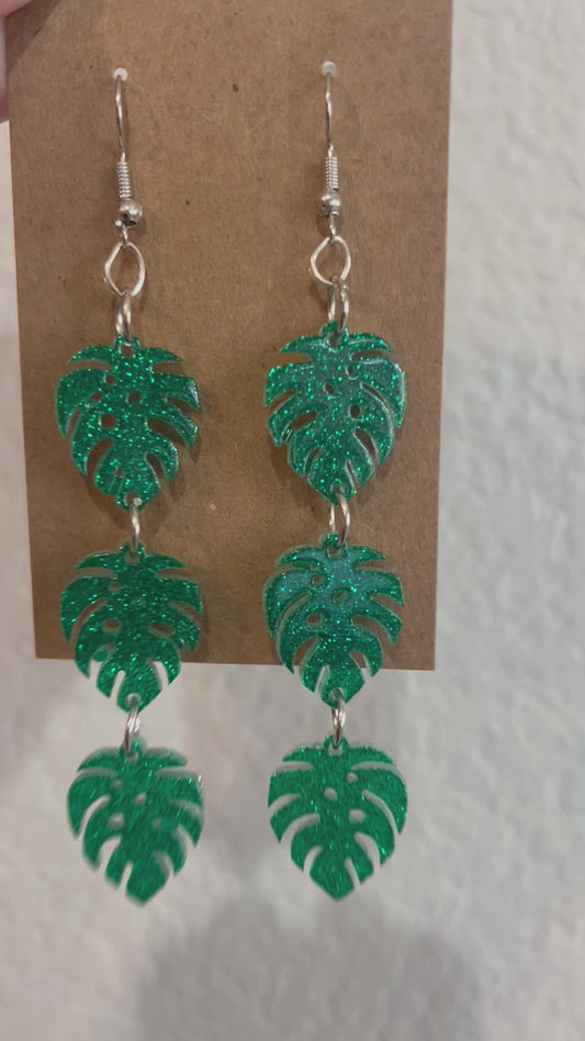 Monstera leaf dangle earrings