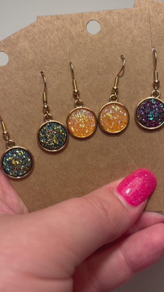 Round druzy dangle earrings