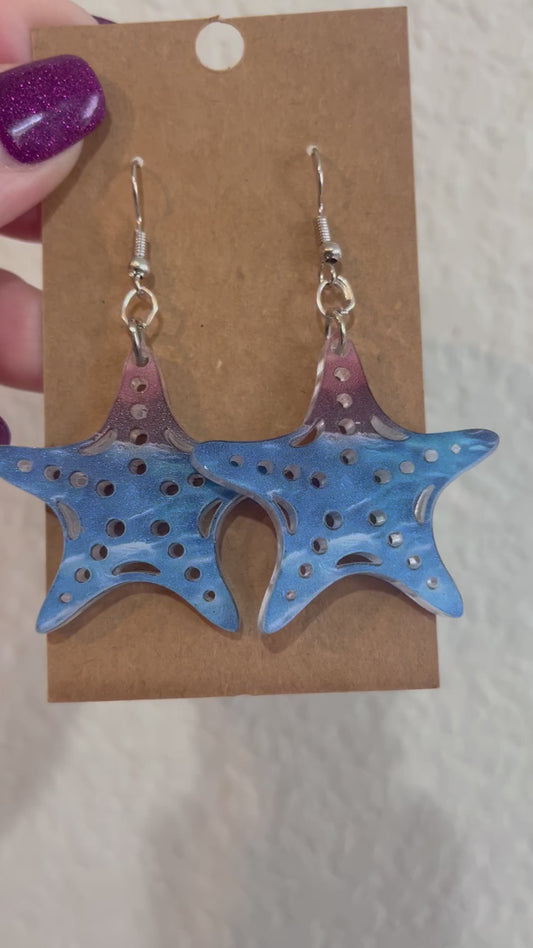 Beachy Starfish dangle earrings